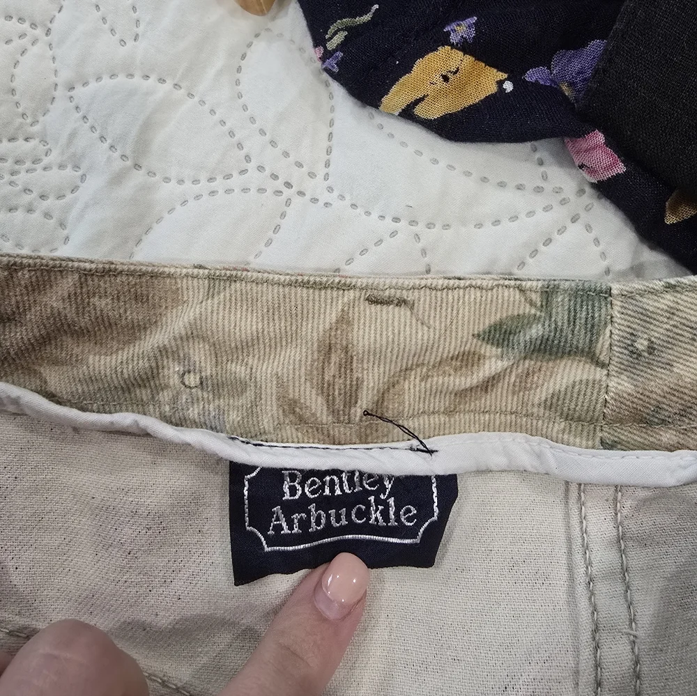 Vintage Floral Jeans - Picture 5 of 5